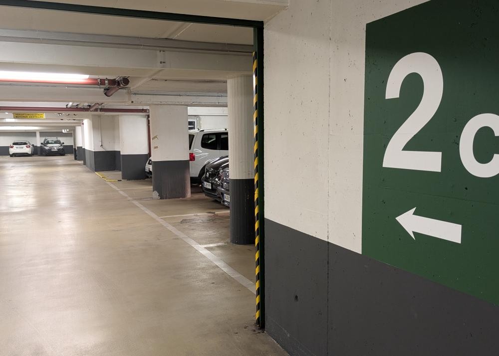 Belegte Parklücken im Rathaus-Parkhaus